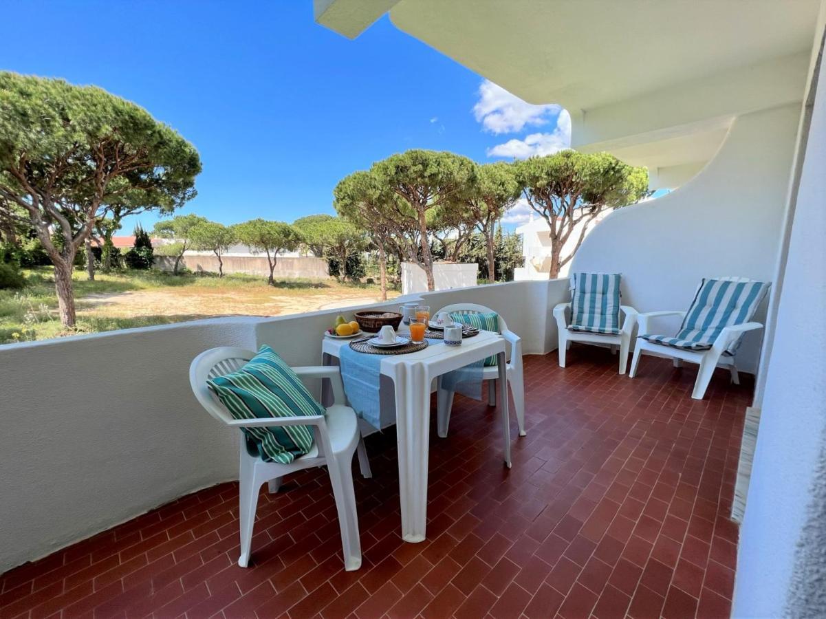 Vilamoura Cosy 3 With Pool By Homing Apartman Kültér fotó